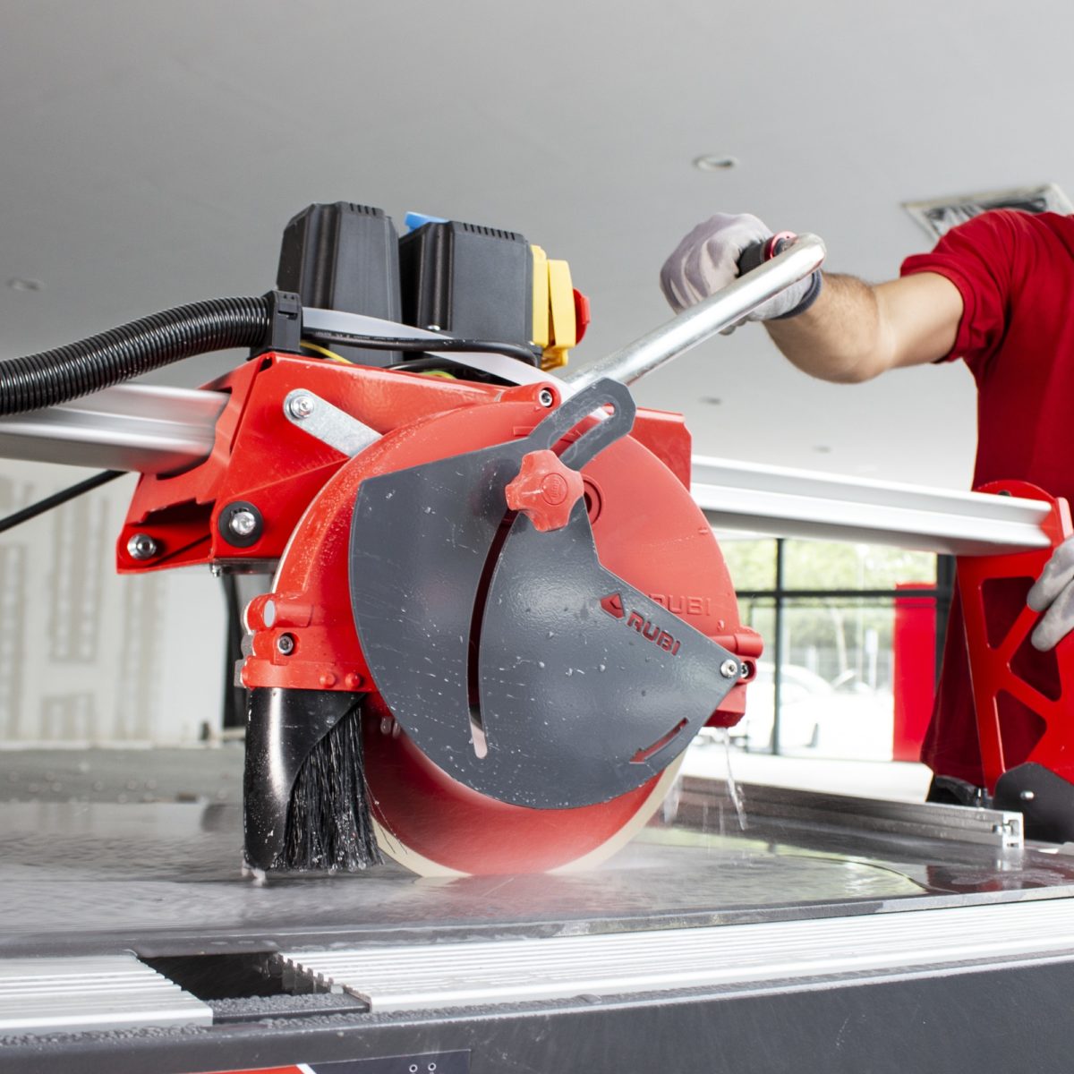 RUBI DC250 1200 Electric Cutter Hire Herts & London Herts Tool Co.